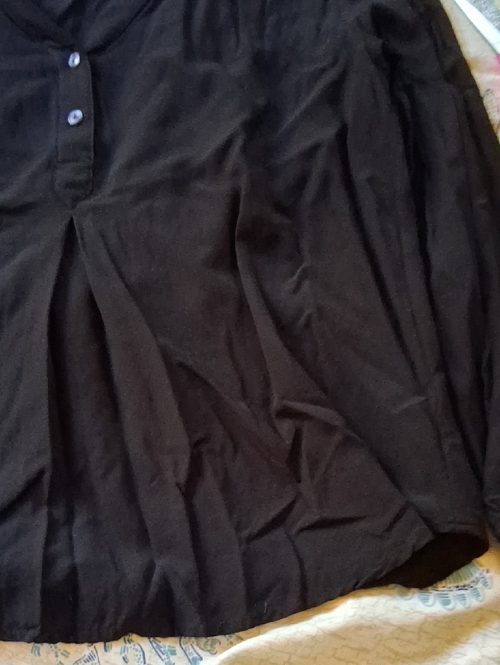 Old Navy Black V-Neck Henley Button-Front Blouse - Picture 2 of 8